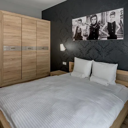 Rentplanet - Krawiecka