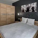 Rentplanet - Krawiecka