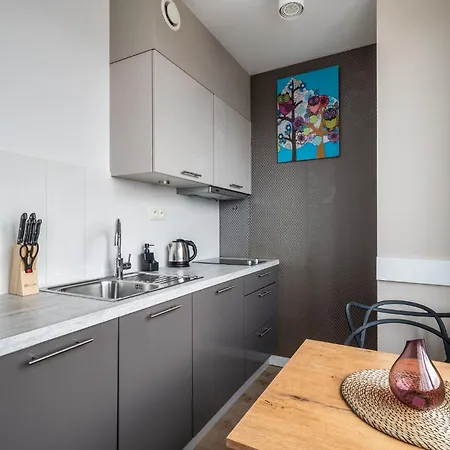 Rentplanet - Krawiecka