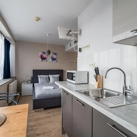 Rentplanet - Krawiecka Апартаменты Вроцлав