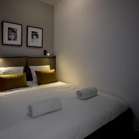 Rentplanet - Krawiecka Апартаменты *