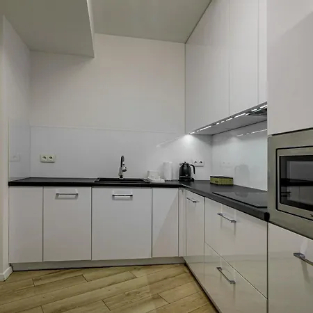 Rentplanet - Krawiecka Апартаменты *