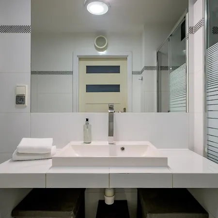 Rentplanet - Krawiecka Апартаменты Вроцлав