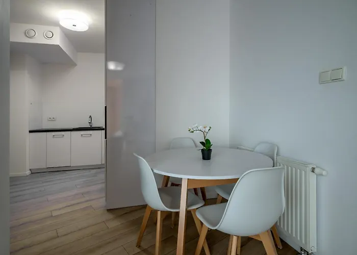 Rentplanet - Krawiecka Apartamento